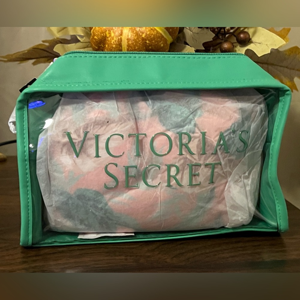 Victoria's Secret Mint Green Cosmetic‎ Bag